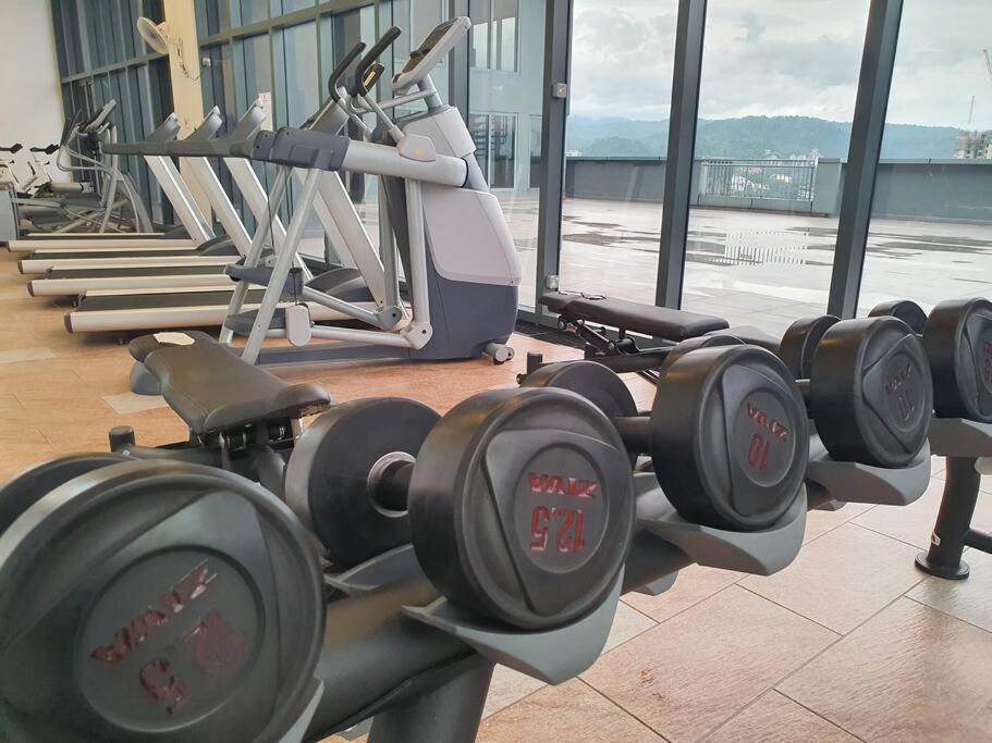Klcc 6Pax Family Studio Wi-Fi Куала Лумпур Екстериор снимка