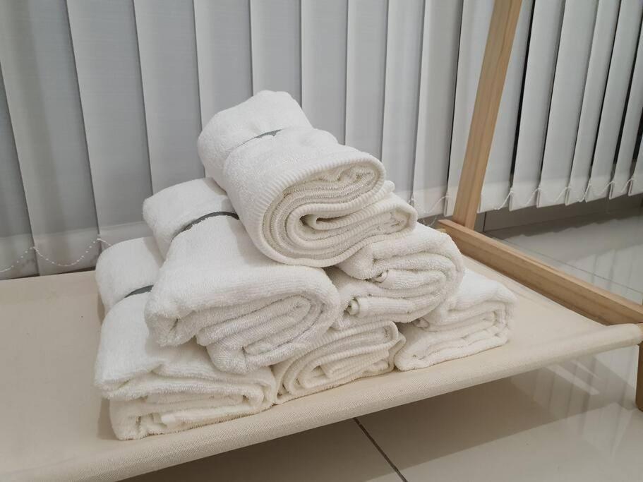 Klcc 6Pax Family Studio Wi-Fi Куала Лумпур Екстериор снимка